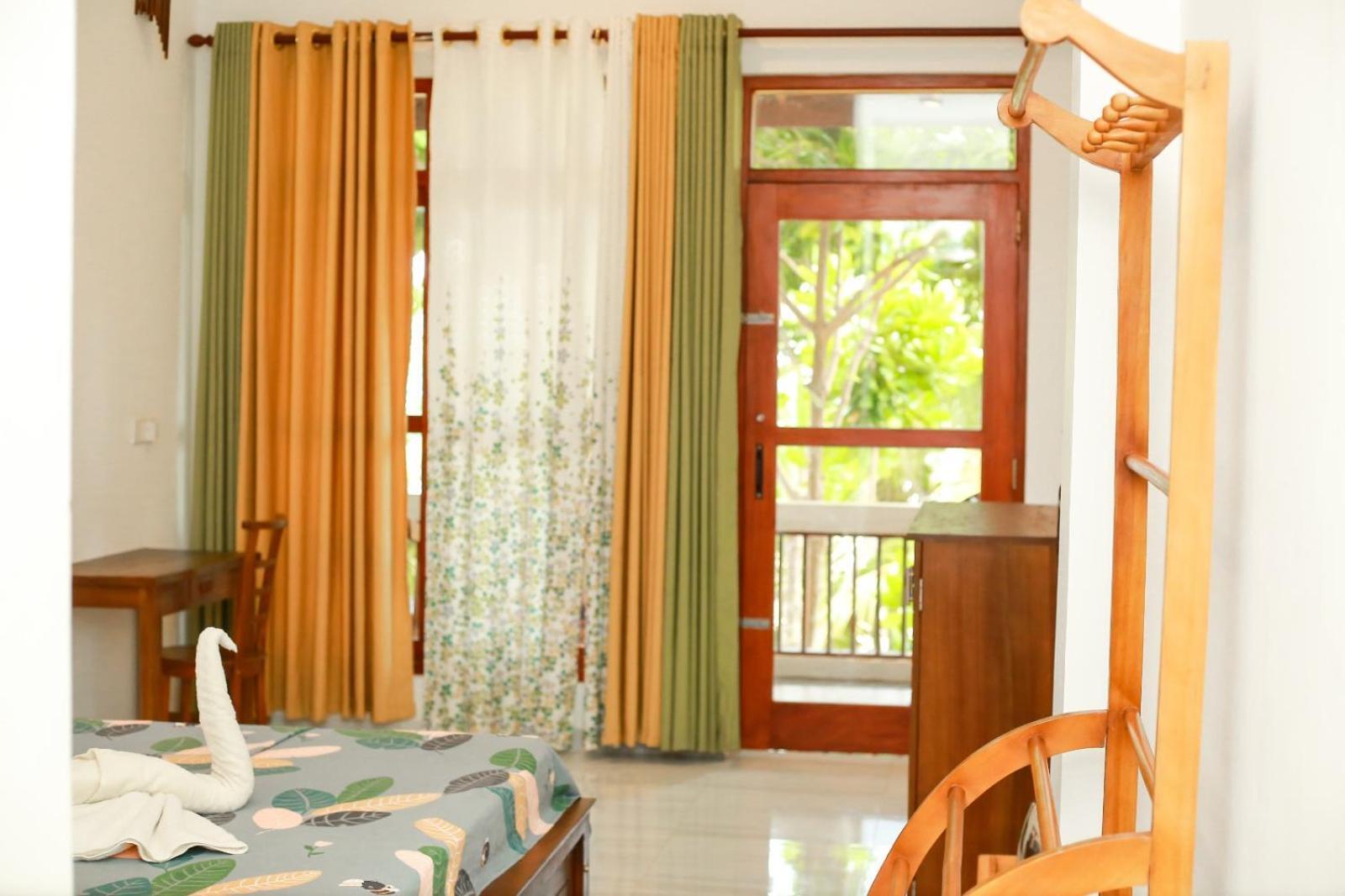 Relax Beach Resort Weligama Exterior foto